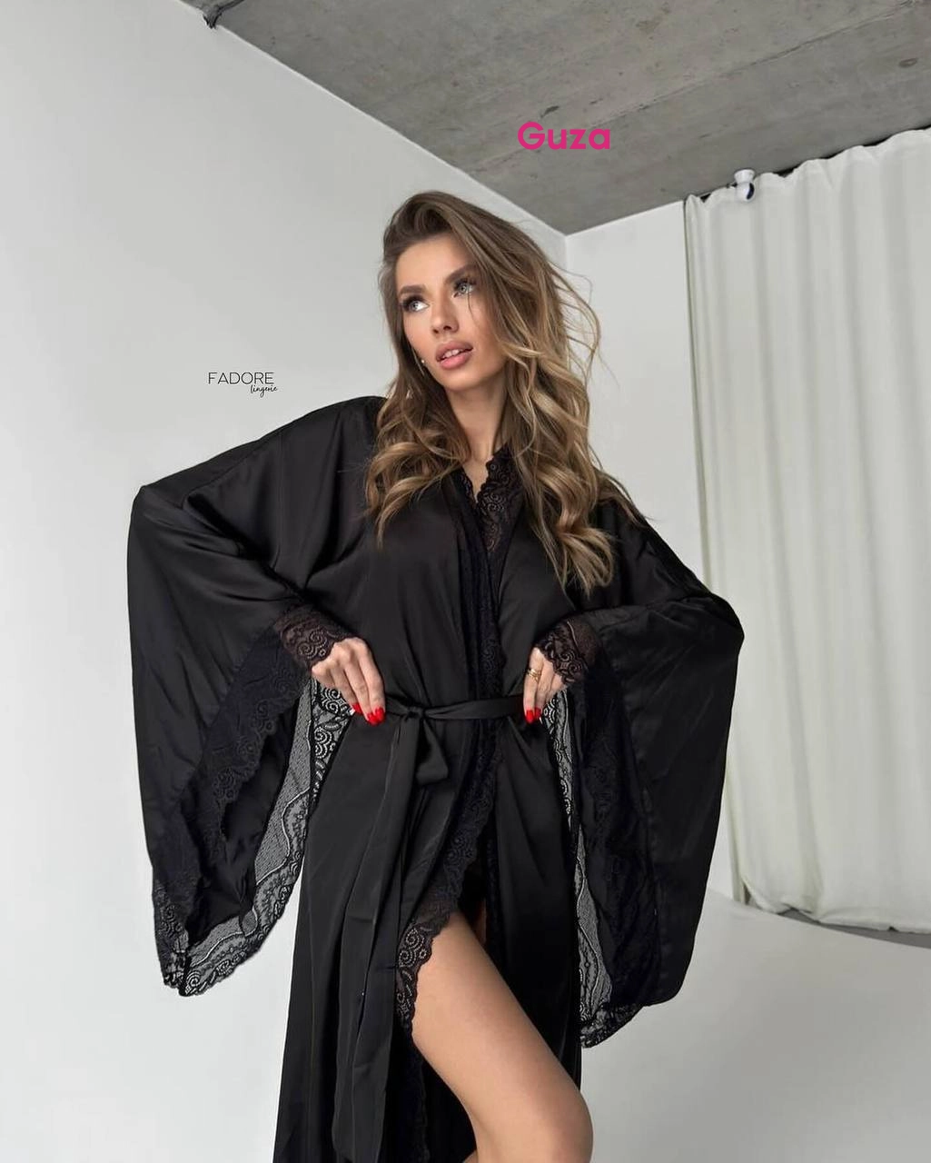 Халат женский FADORE Lingerie чёрный, длинный, с кружевом и широкими рукавами — фото 2